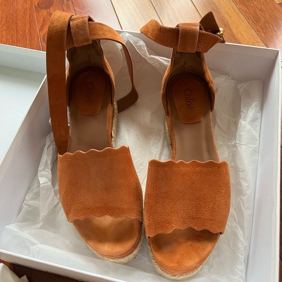 Chloe scallop suede platform espadrilles - Picture 2 of 9